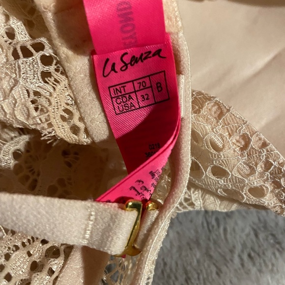 Like New LaSenza bra - Picture 3 of 4